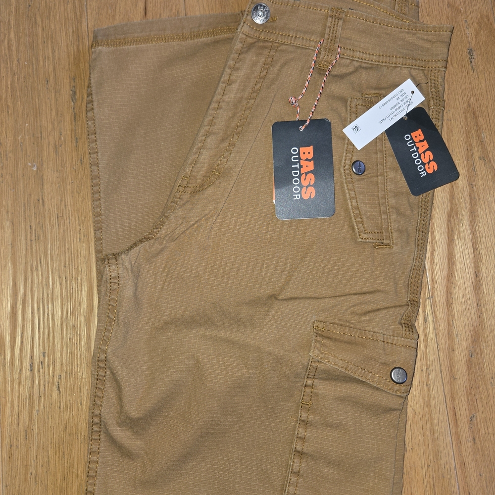 Bass Outdoor Men's Tapered-Fit Force Cargo Pants